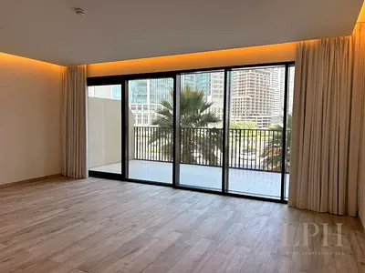 Well-Maintained | Vacant | Prime Location
