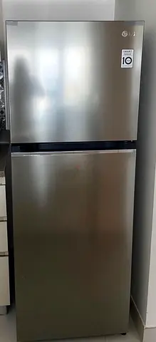 • LG Smart Inverter Fridge Freezer – Model: GN-B422PLGB