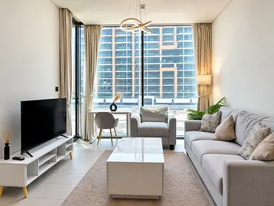 FULLY FURNISHED | HIGH FLOOR | VACANT