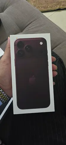 Apple iPhone 18 Pro max (boxed) Burgundy unopened
