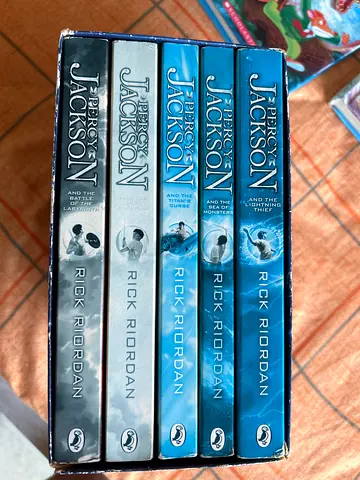 Percy Jackson box set - Rick Riordan (5 books, paperback)