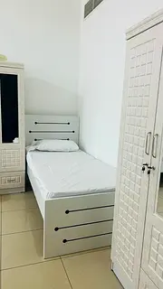 Excutive Bedspace Available