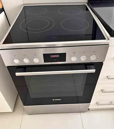 Bosch latest model 4 hobs electric ceramic cooker