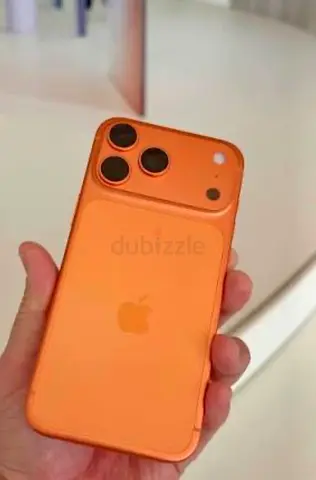 Apple iPhone orange - excellent condition