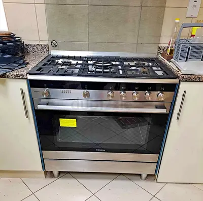 Siemens New Model Gas & Electric Combination Cooker 90x60cm Like New