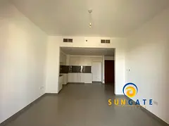 Boulevard Views, Low floor, Vacant