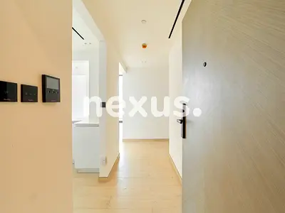 Marina Skyline Living | Bright | VOT