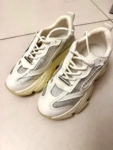 White chunky sneakers with silver mesh panels - lightly used