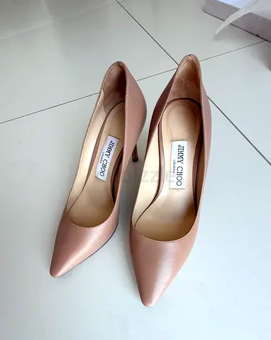 Jimmy Choo nude leather pointed pumps, size 36. Used 2 times