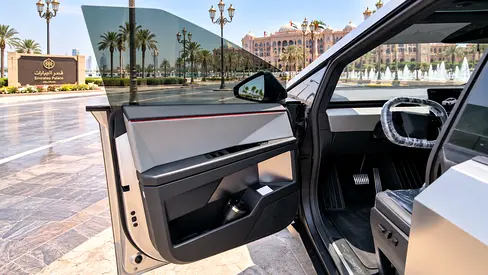 2026 Tesla CYBERTRUCK 照片 8