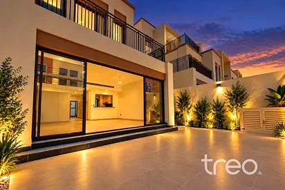Townhouse | Corner Plot | Near Lagoon