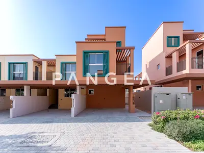 Corner Unit | Near to Lagoons | Motivated Seller