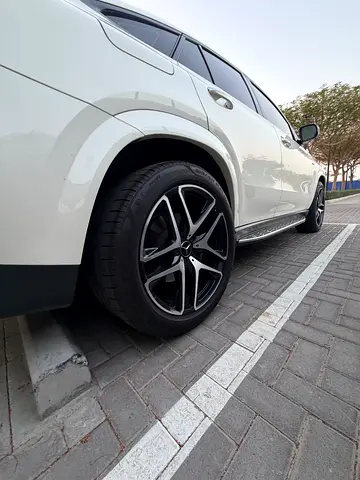 صورة 3 لـ 2021 Mercedes-BENZ GLE