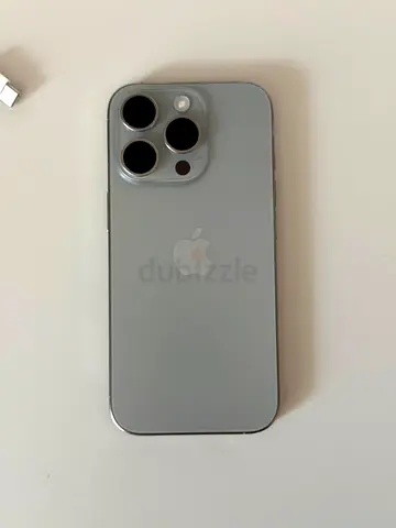 Silver iPhone 16 Pro (good condition) 128gb