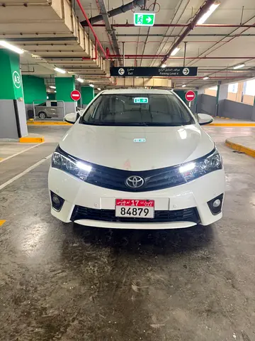 2016 Toyota Corolla SE Plus - European Specs