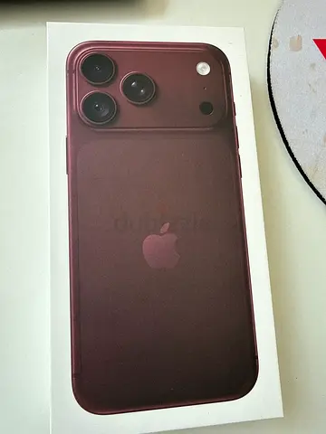 Apple iPhone 18 pro max Burgundy