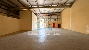 Warehouse for Rent in Al Sajaa – 2,400 Sq. Ft. – AED 45 per Sq. Ft.