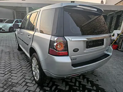 صورة 8 لـ 2013 LAND Rover LR2