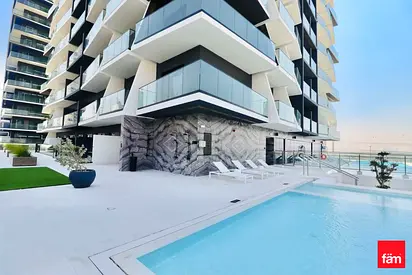 Spacious 2BR| HighEnd Amenities| Binghatti Height
