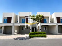 Hot Deal | Single Row | Spacious and Bright