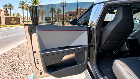 2026 Tesla CYBERTRUCK — миниатюра 16