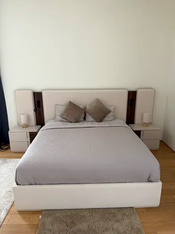 Full bed