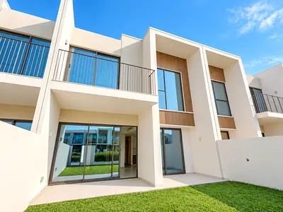 Single Row | Big Layout | Unfurnished | Ready