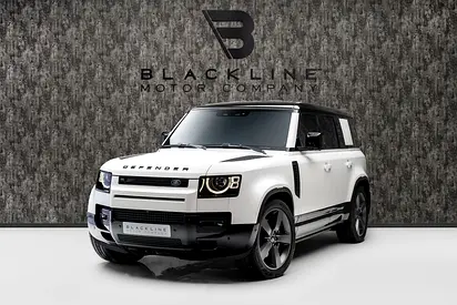 BUY NOW, PAY 2027 | THE STANDARD | 2030 Land Rover Warranty & Service Contract, GCC, LOW KM's