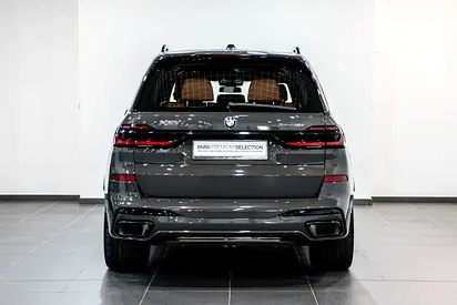 صورة 6 لـ 2026 BMW X7