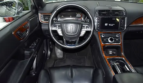 2020 Lincoln CONTINENTAL — миниатюра 12