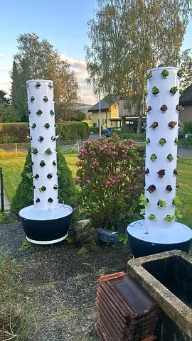 Vertical hydroponic tower planter - 80-pocket rotating garden