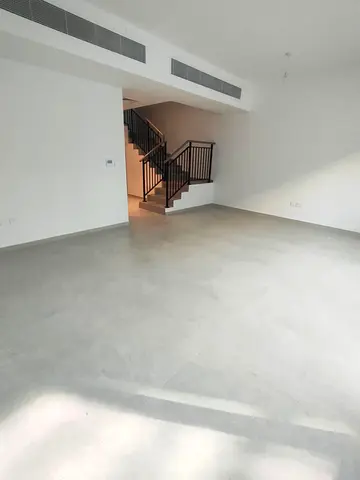 MULTPLE CHEQUES | 4bedroom Townhouse| 125k rent| Prime location