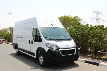Peugeot Boxer L4H3 2023 GCC Specs Cargo Van in Excellent Condition