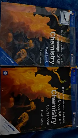 Cambridge IGCSE Chemistry Coursebook and Workbook Fourth Edition