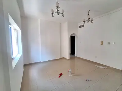 Hot Offer // Lavish 1-BHK // Nearby Park // 2 Bath // Family Bldg // Central AC // Prime📍Location