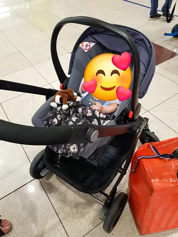 Graci stroller only comes with rain cover