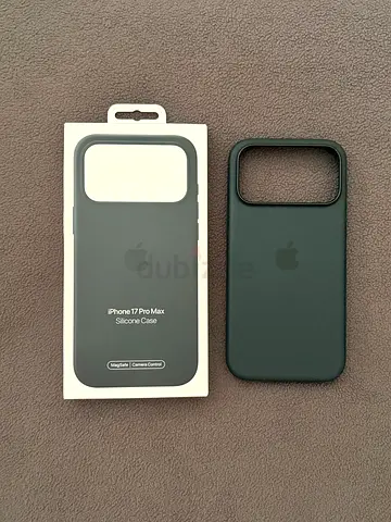 iPhone 17 Pro Max Silicone Case - Black
