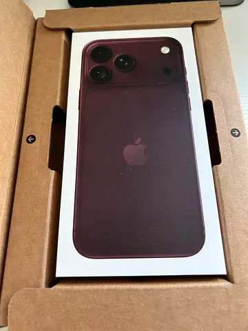 iPhone 18 Pro Max burgundy 512GB / seald box not opened