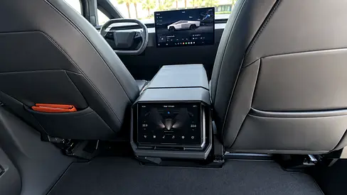 2026 Tesla CYBERTRUCK 照片 2