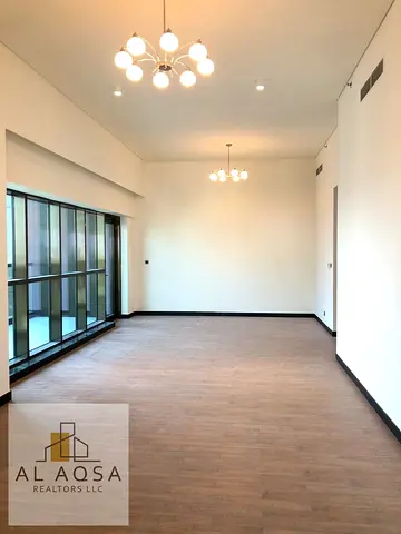 Spacious 3BR | Prime Location | Modern