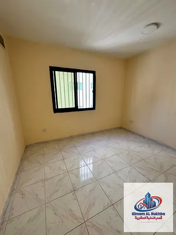 شيرنج بنات ثلاث غرف وصالة في القاسمية المحطة قرب ميجا مول شقة كبيرة وتشطيب ممتاز وسداد حتى 6 دفعات