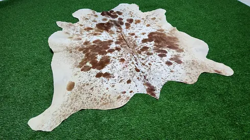 Genuine Cowhide Rug - Natural Brown & White (Large)