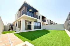 Vastu | Large layout | Single Row