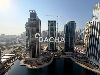 Unfurnished Apt | High Floor | Lake View