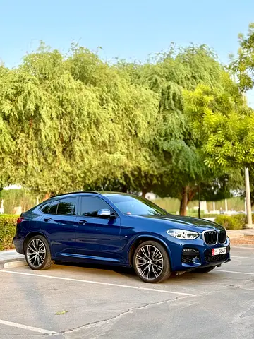 2021 BMW X4 30i M Sport - GCC Specs with Dealership warranty!