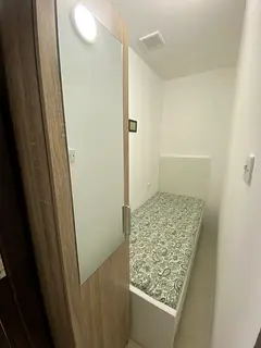 Small room near business bay metro station