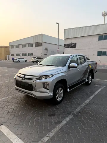 2020 Mitsubishi L200 Double Cab GLX GCC Specs