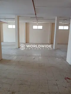 GOLDEN PROPERT MAIN ROAD 2000SQFT SIZE RENT 85,000/YEARLY