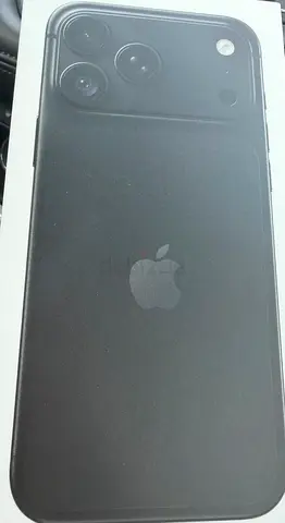 Iphone 18 pro max 256 GB Black available today 22 september