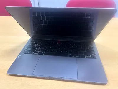 MacBook Pro 13 inch 2019